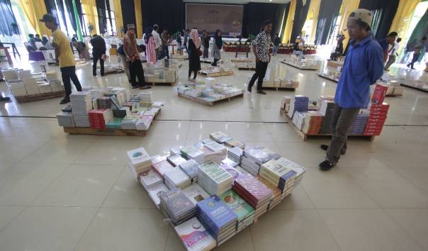 Diserbu Pengunjung, Ribuan Buku Terjual di Ternate Book Festival