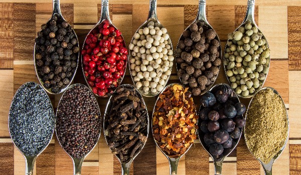 Nasi Kuning, Rempah, dan Identitas Kebangsaan