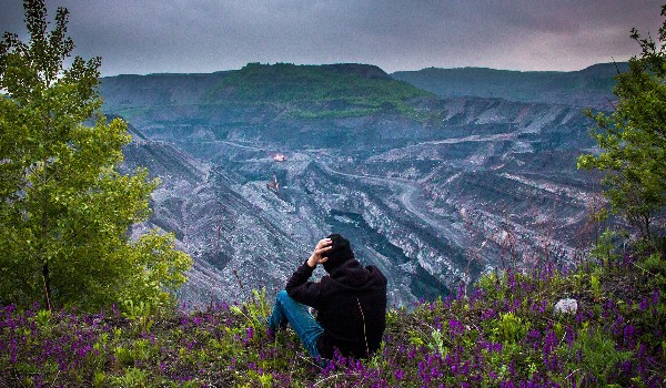 Sebuah Elegi untuk Masyarakat Adat,  Hutan, dan Tanah